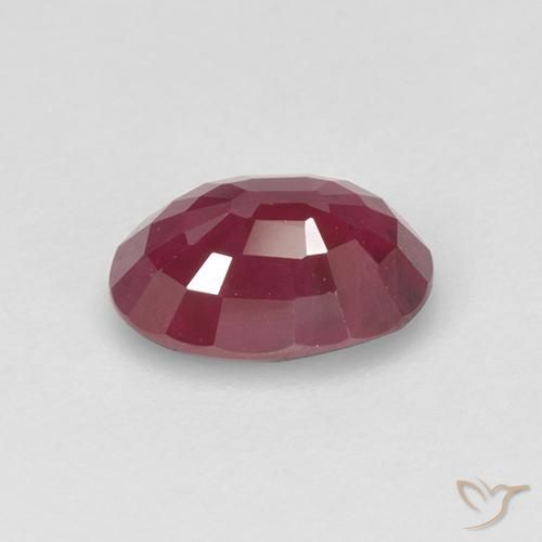 Rubis Cramoisi profond naturelle ovale, 1.13 ct, VS-SI
