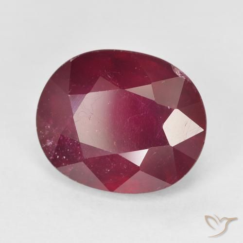 Rubis Rouge moyen naturelle ovale, 9.32 ct, VS-SI