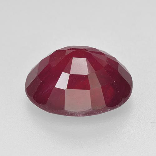 Rubis rouge foncé naturelle coupe ovale, 6,50 ct, VS-SI
