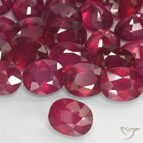 Rubis Rouge moyen-foncé naturelle ovale, 2.86 ct, VS-SI