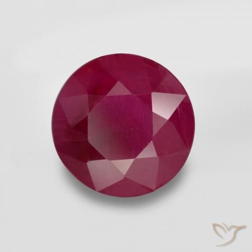Rubis Cramoisi profond naturelle Tour, 0.77 ct, VS-SI