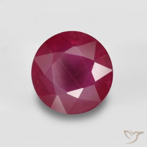 Rubis Rouge moyen naturelle Tour, 0.79 ct, VS-SI