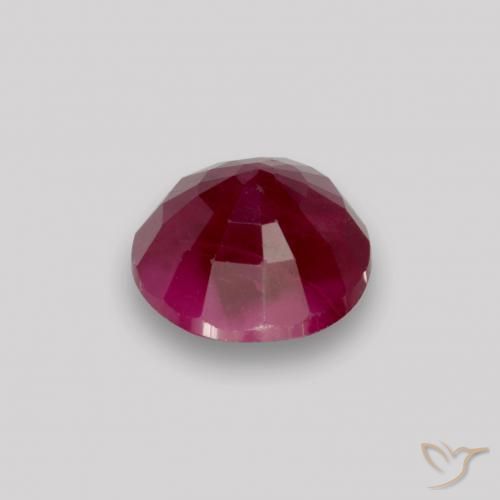 Rubis Rouge foncé naturelle Tour, 0.89 ct, VS-SI