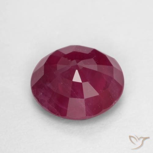 Rubis Rouge moyen naturelle Tour, 0.73 ct, VS-SI