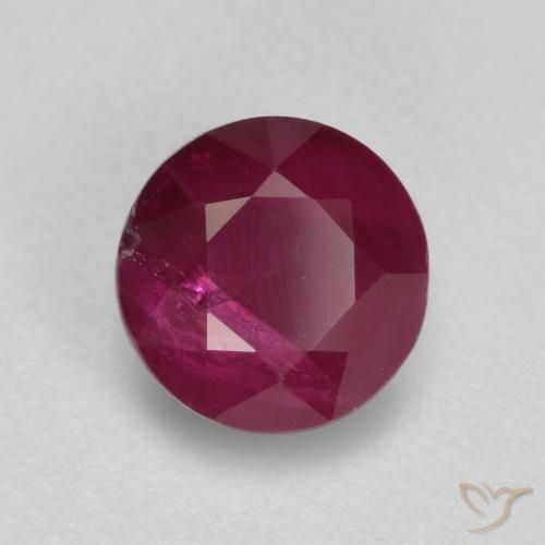 Rubis Rouge moyen naturelle Tour, 0.94 ct, SI