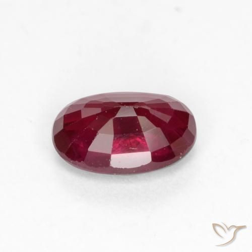 Rubis Rouge foncé naturelle ovale, 0.55 ct, VS-SI