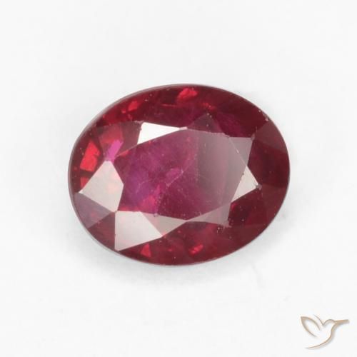Rubis Rouge foncé naturelle ovale, 0.47 ct, VS-SI
