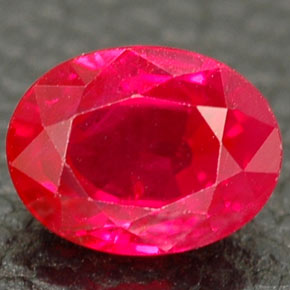 Rubis rouge naturelle coupe ovale, 1,03 ct, VS-SI