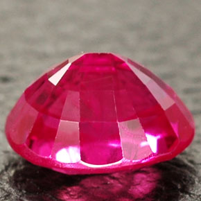 Rubis rouge naturelle coupe ovale, 1,17 ct, VS