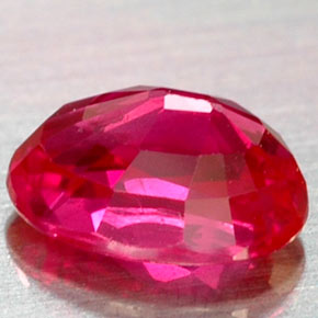 Rubis rose naturelle coupe ovale, 1,03 ct, VS