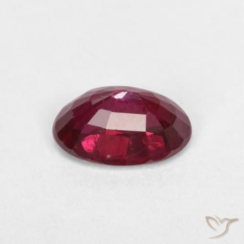 Rubis Rouge sang naturelle ovale, 0.55 ct, VS-SI