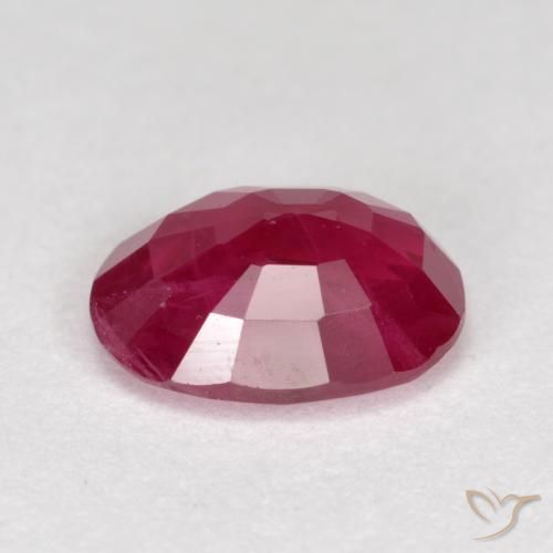 Rubis Rouge moyen naturelle ovale, 1.05 ct, VS-SI
