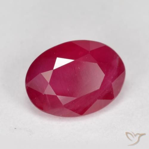 Rubis Rouge confiture naturelle ovale, 1.15 ct, VS-SI