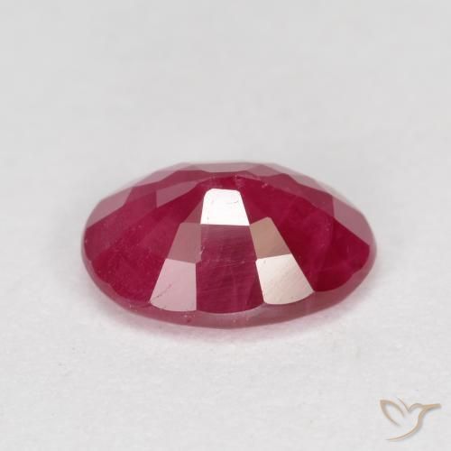 Rubis Rouge léger naturelle ovale, 0.94 ct, VS-SI