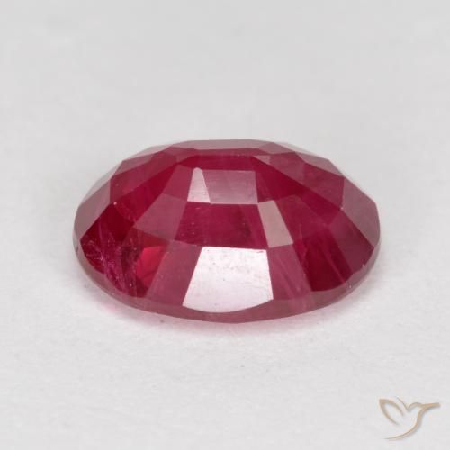 Rubis Rouge confiture naturelle ovale, 1.23 ct, VS-SI