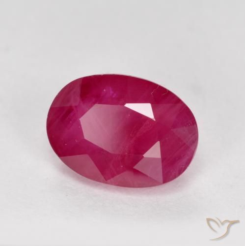 Rubis Rouge moyen naturelle ovale, 1.31 ct, VS-SI