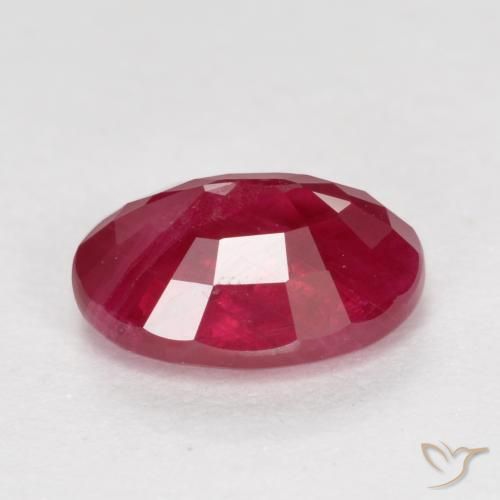 Rubis Rouge confiture naturelle ovale, 1.07 ct, VS-SI