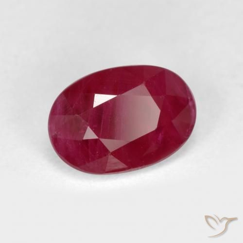 Rubis Rouge moyen naturelle ovale, 1.03 ct, VS-SI
