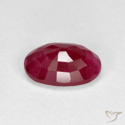 Rubis Rouge moyen naturelle ovale, 1.03 ct, VS-SI