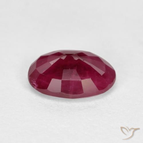 Rubis Rouge foncé naturelle ovale, 1.03 ct, VS-SI