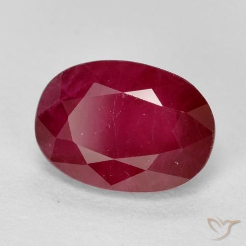 Rubis Rouge sang naturelle ovale, 1.10 ct, VS-SI