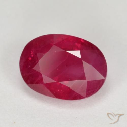 Rubis Rouge confiture naturelle ovale, 1.32 ct, VS-SI