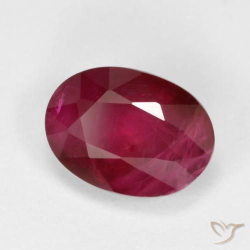 Rubis Rouge foncé naturelle ovale, 1.03 ct, VS-SI