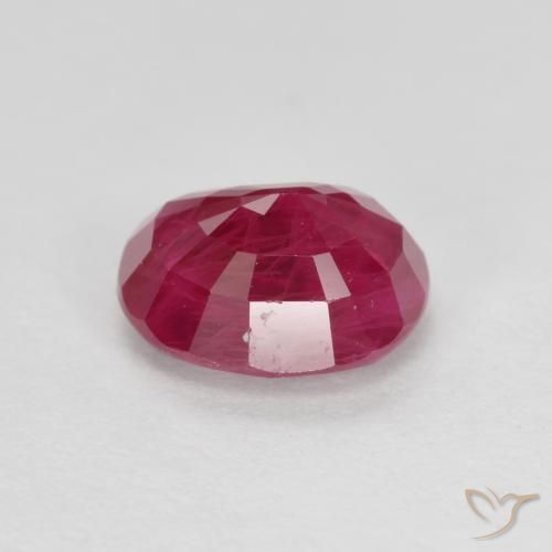 Rubis Rouge moyen naturelle ovale, 1.22 ct, SI