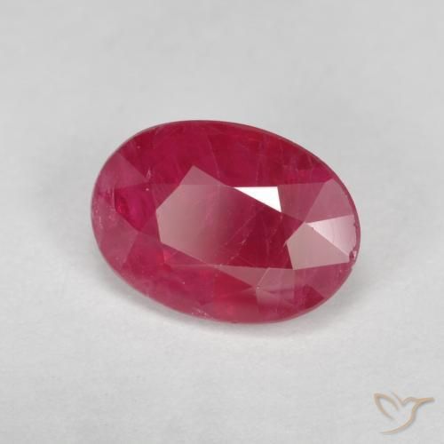Rubis Rouge confiture naturelle ovale, 1.08 ct, VS-SI