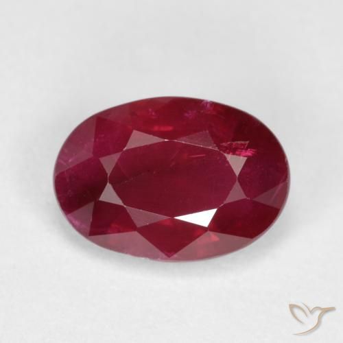 Rubis Rouge foncé naturelle ovale, 1.04 ct, SI