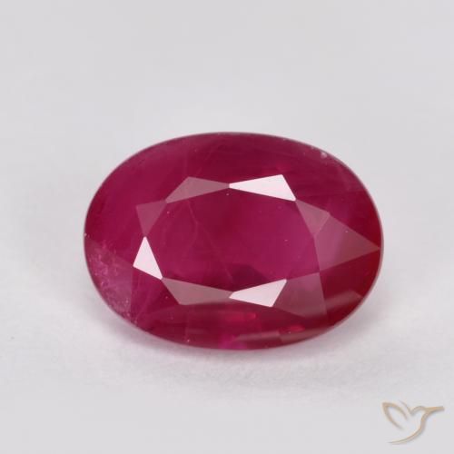 Rubis Rouge moyen naturelle ovale, 1.10 ct, VS-SI