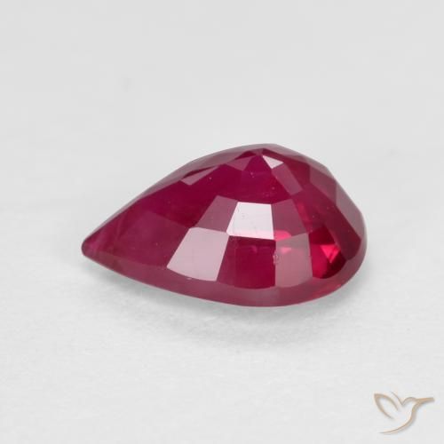 Rubis Rouge moyen-foncé naturelle En forme de poire, 1.01 ct, VS-SI
