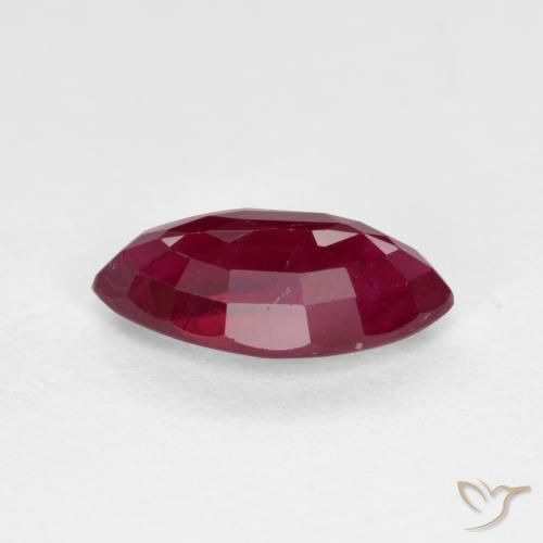 Rubis Rouge foncé naturelle Marquise, 1.06 ct, VS-SI