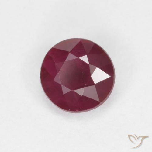 Rubis Rouge foncé naturelle Tour, 0.33 ct, SI