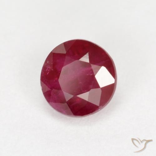 Rubis Rouge foncé naturelle Tour, 0.49 ct, SI