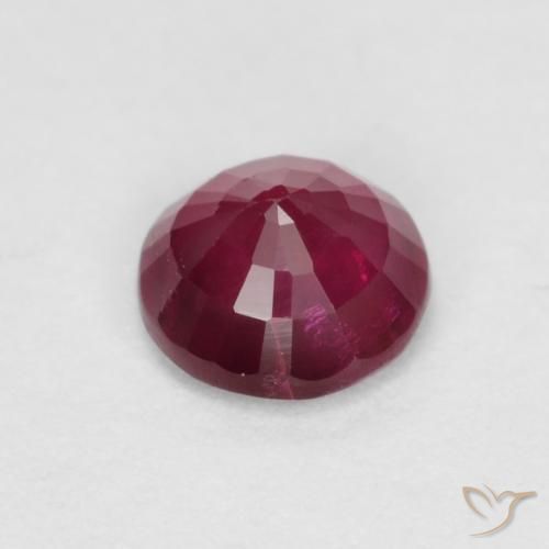Rubis Rouge foncé naturelle Tour, 0.41 ct, SI
