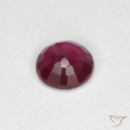 Rubis Rouge foncé naturelle Tour, 0.29 ct, SI