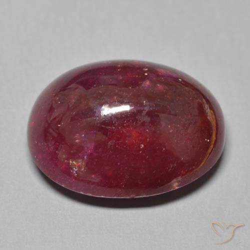 Rubis Rouge foncé naturelle ovale, 25.56 ct, Translucide