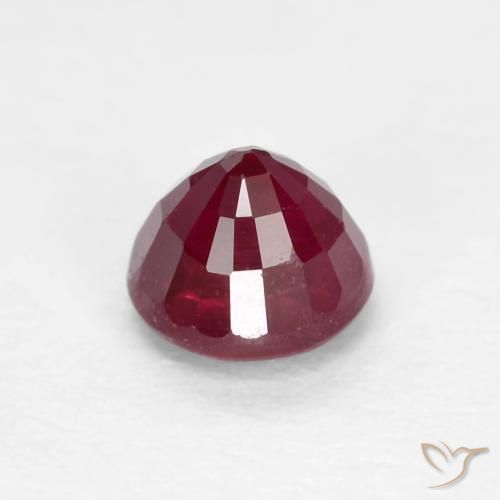 Rubis Rouge foncé naturelle Tour, 0.41 ct, VS-SI