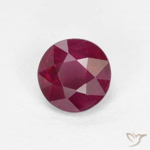 Rubis Rouge foncé naturelle Tour, 0.33 ct, VS-SI