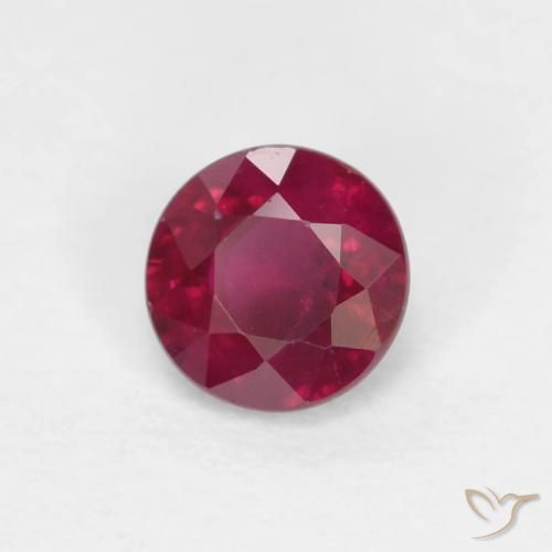 Rubis Rouge foncé naturelle Tour, 0.31 ct, VS-SI