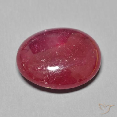 Rubis Rouge foncé naturelle ovale, 13.09 ct, Translucide