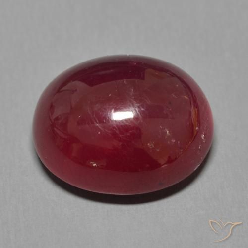 Rubis Rouge foncé naturelle ovale, 16.11 ct, Translucide