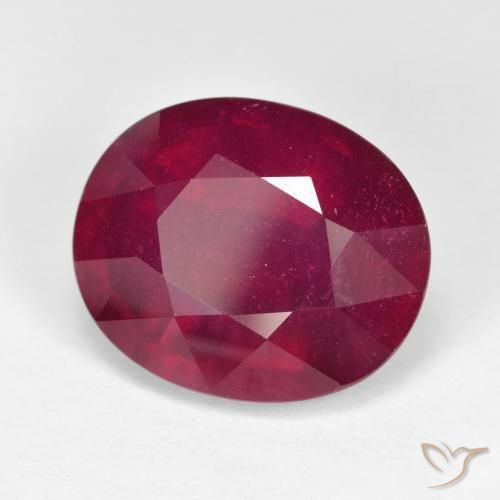 Rubis Rouge foncé naturelle ovale, 15.51 ct, VVS-VS