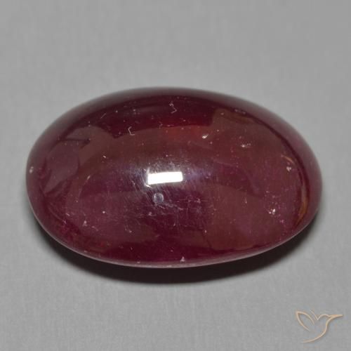 Rubis Rouge foncé naturelle ovale, 17.33 ct, Translucide