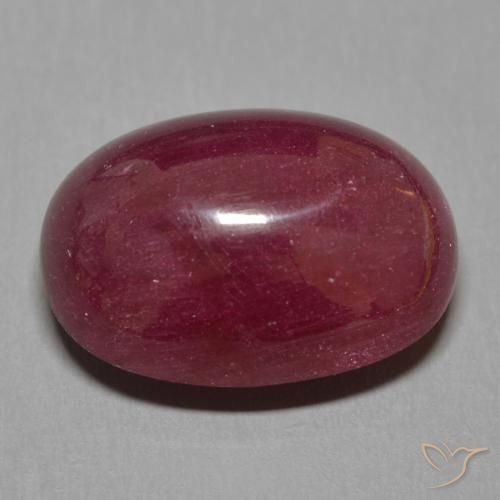 Rubis Rouge foncé naturelle ovale, 17.16 ct, Translucide