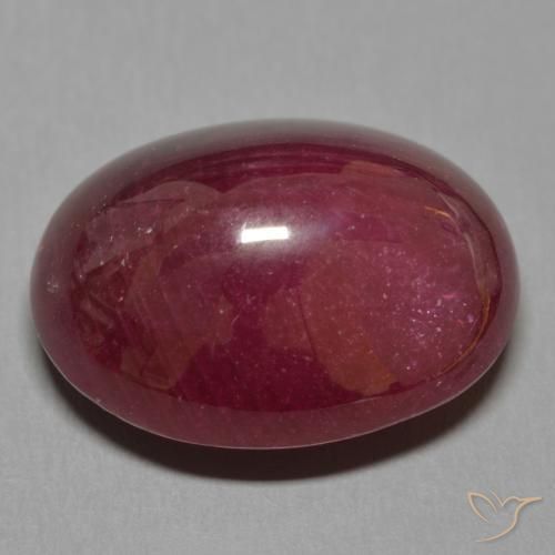 Rubis Rouge foncé naturelle ovale, 24.90 ct, Translucide