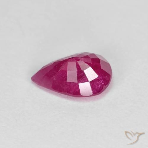 Rubis Rouge moyen naturelle En forme de poire, 0.95 ct, VS
