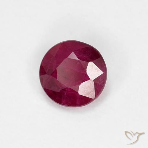 Rubis Rouge foncé naturelle Tour, 0.30 ct, VS-SI