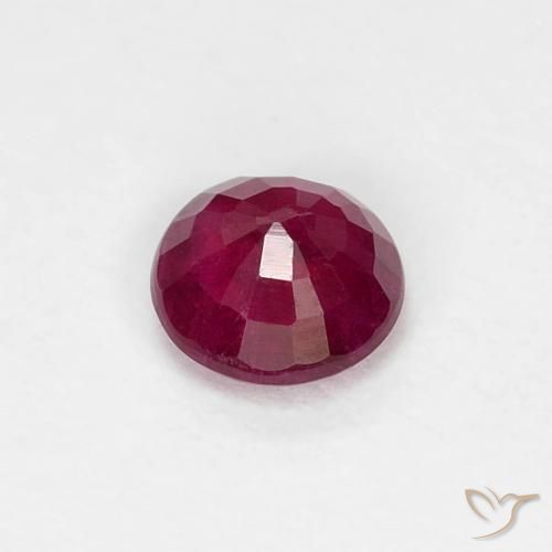 Rubis Rouge foncé naturelle Tour, 0.30 ct, VS-SI
